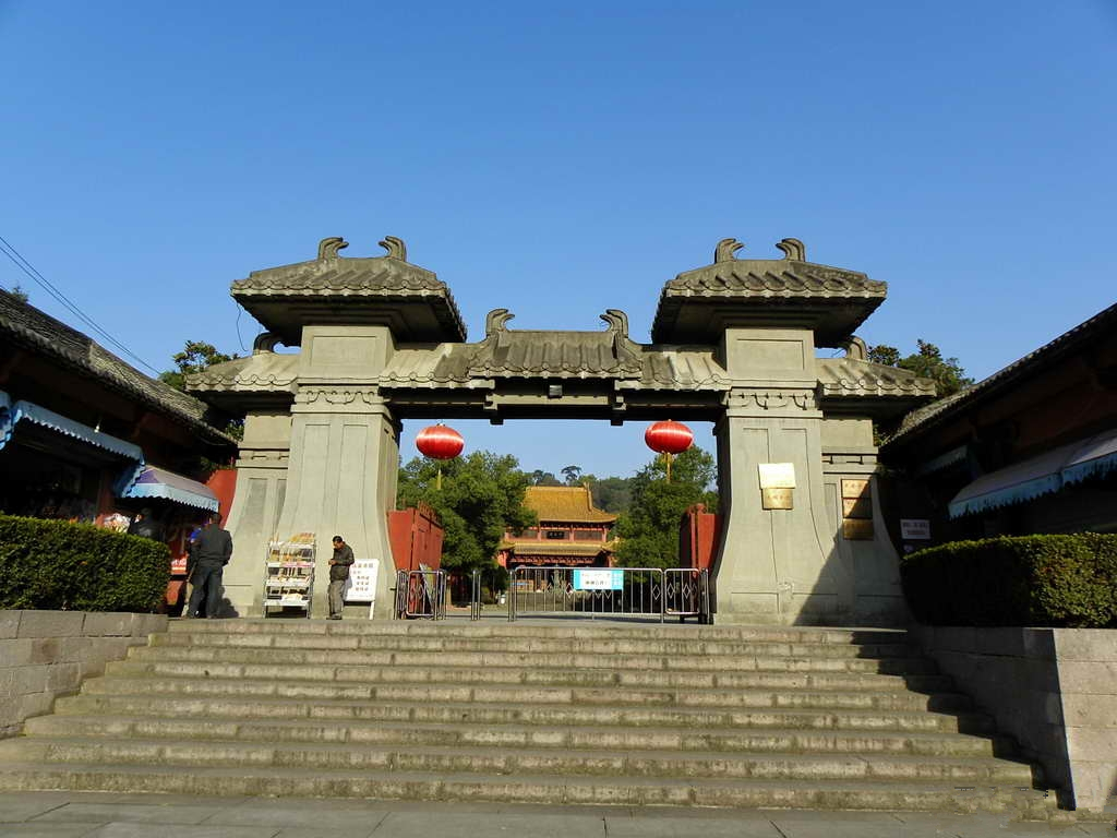 钱王陵园1